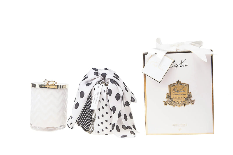 Cote Noire - Herringbone Candle With Scarf - White - Lilly Flower Lid