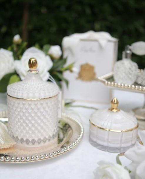 Cote Noire Grand White Art Deco Candle - Jasmine Flower Tea - Fleur de the au Jasmin